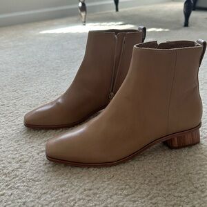 Bernardo booties Helene sand color worn once size 7.5